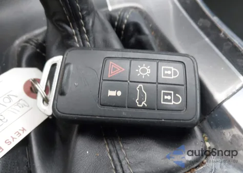 2014 Volvo S60 T6 R-Design from USA, damaged, VIN YV1902FH6E2282005